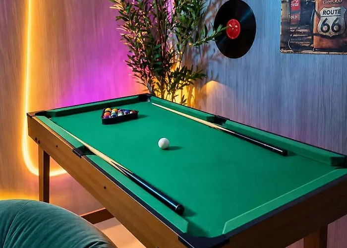 Man Cave Suite-deca Apartamento